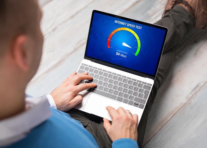 Optimisation du référencement WordPress en améliorant la vitesse du site et les Core Web Vitals pour un meilleur classement SEO.