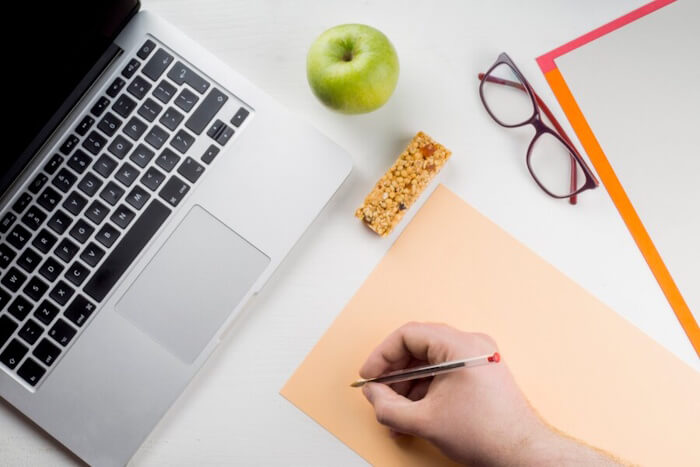 Découvrez le guide de la rédaction seo